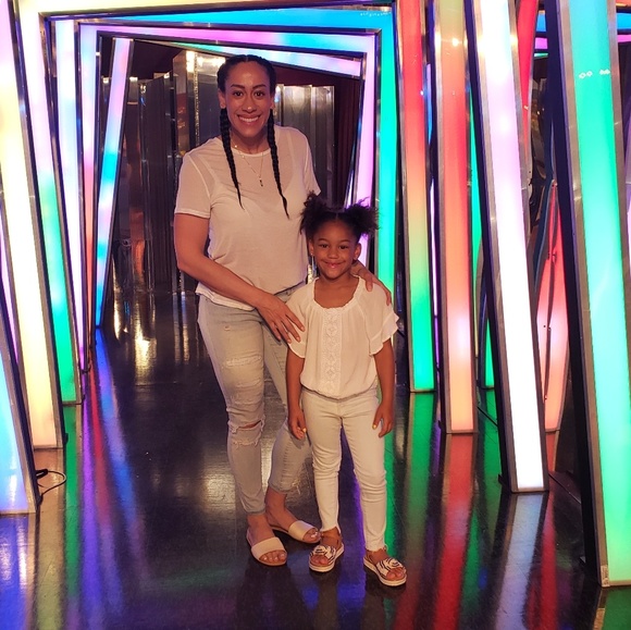 Meet your Posher, Kristina - Picture 2 of 3